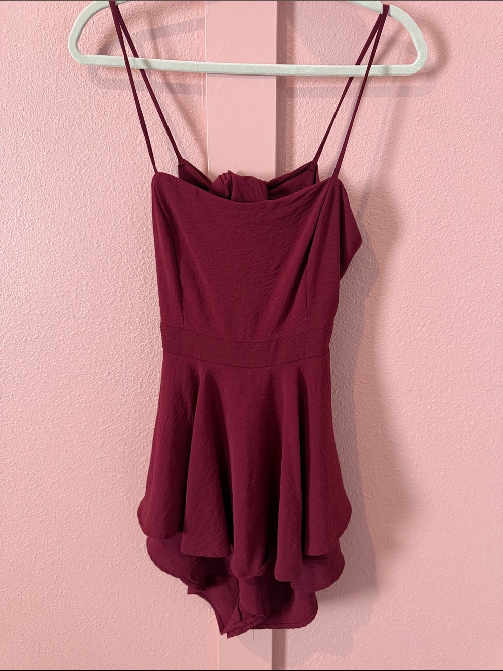 Elegant Wine Red Spaghetti-Strap Romper